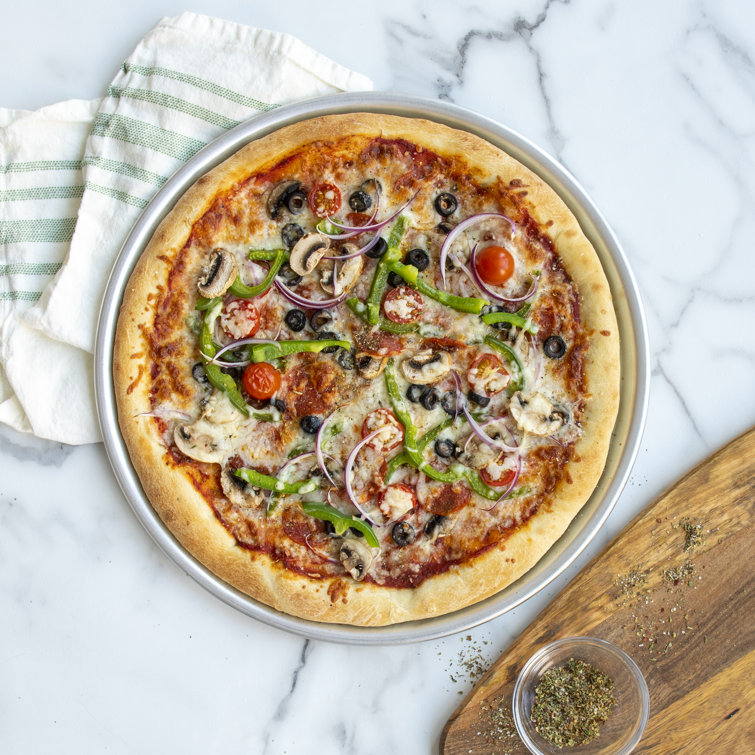 15-Inch Silver Aluminum Traditional Pizza Pan