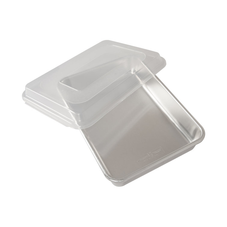 Silver Rectangular Aluminum Non-Stick Cake Pan with Lid