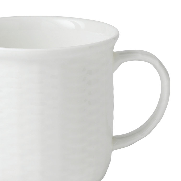 Nantucket White Porcelain 16-Piece Dinnerware Set with Textured Accent