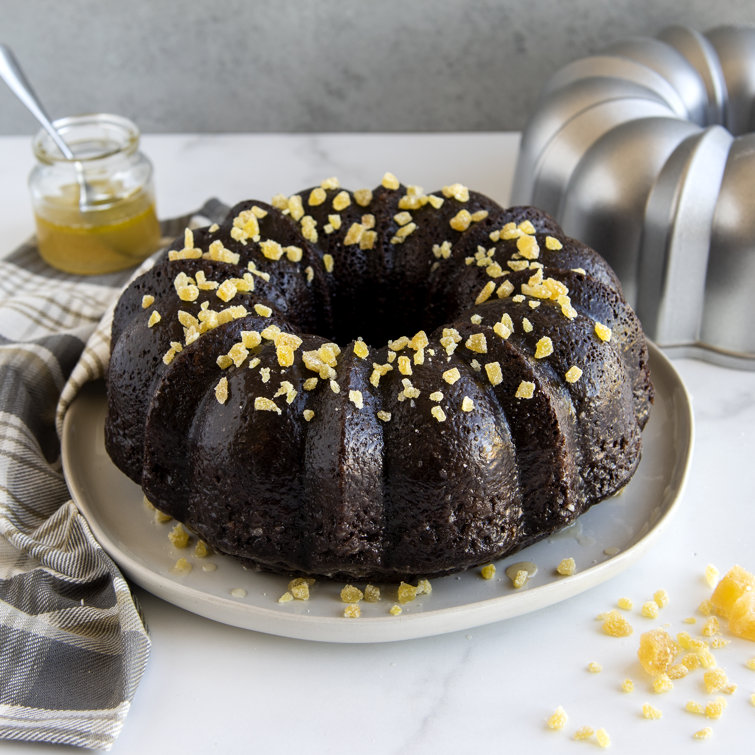 Sparkling Silver Non-Stick Aluminum Round Bundt Pan, 12-Cup