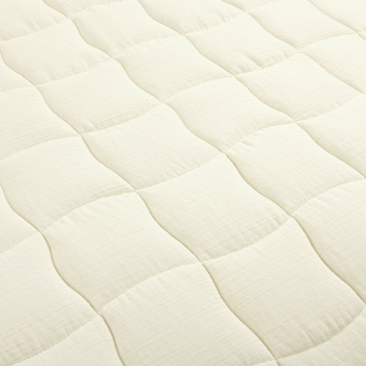 Pearl White Full/Queen Gauze Quilt Set