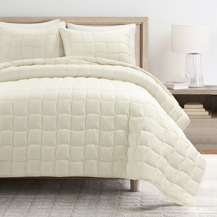 Pearl White Full/Queen Gauze Quilt Set