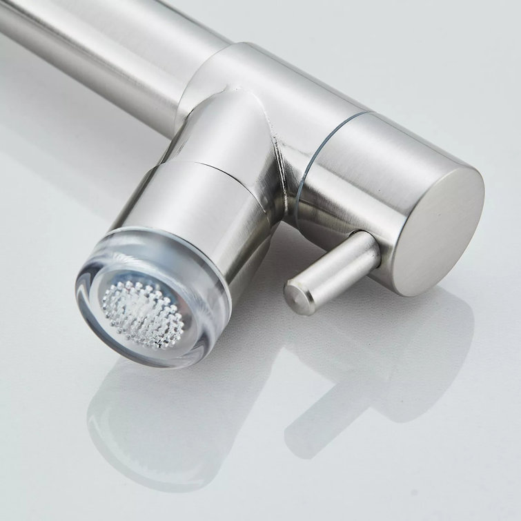 Stainless Steel Single Handle Kitchen Faucet with Pull-out Spray