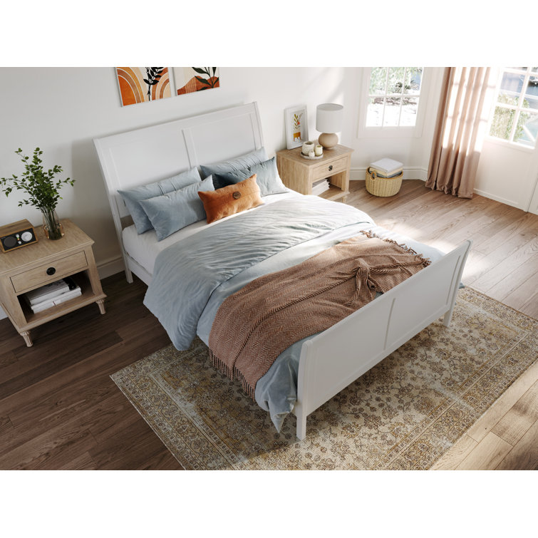 Portland White Solid Wood Full Platform Bed with Headboard