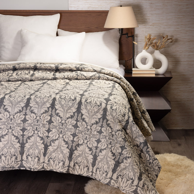 Gray Damask Cotton Twin Reversible Quilt Set