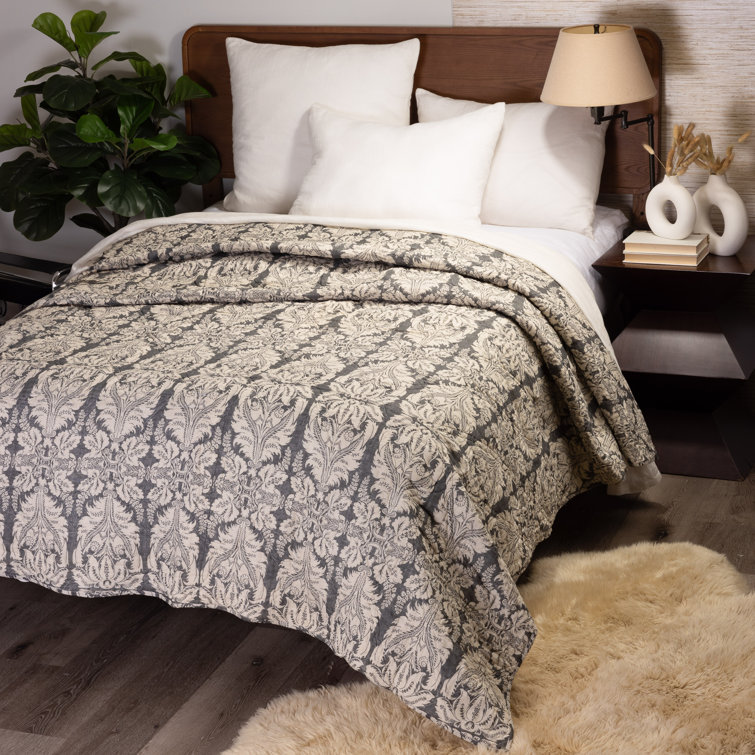 Gray Damask Cotton Twin Reversible Quilt Set