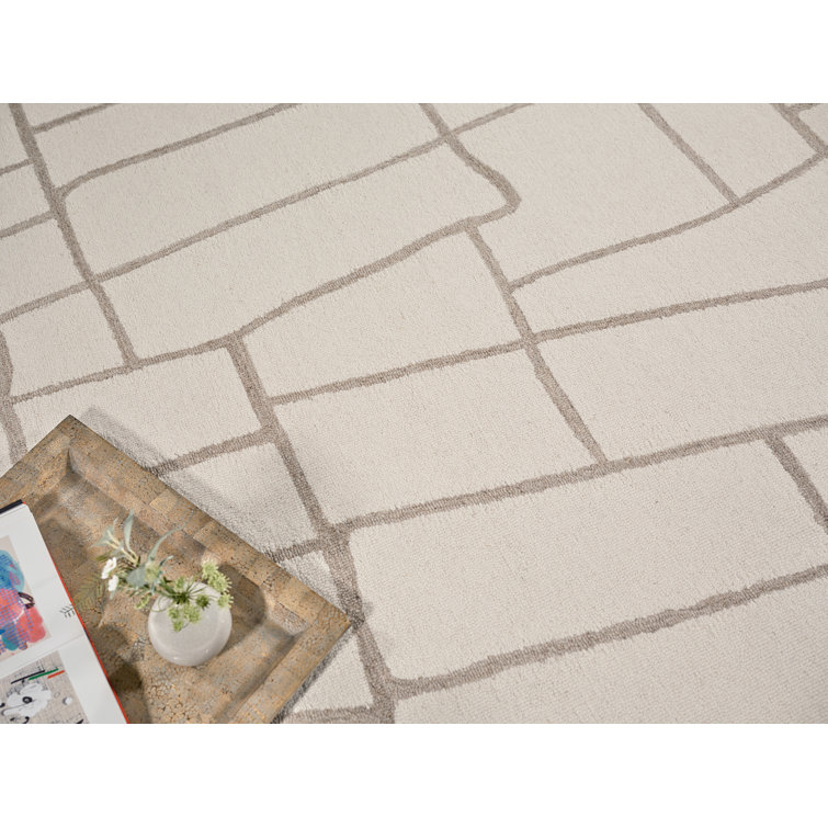 Ivory and Beige Hand-Tufted Wool Rectangular Rug 2' x 3'