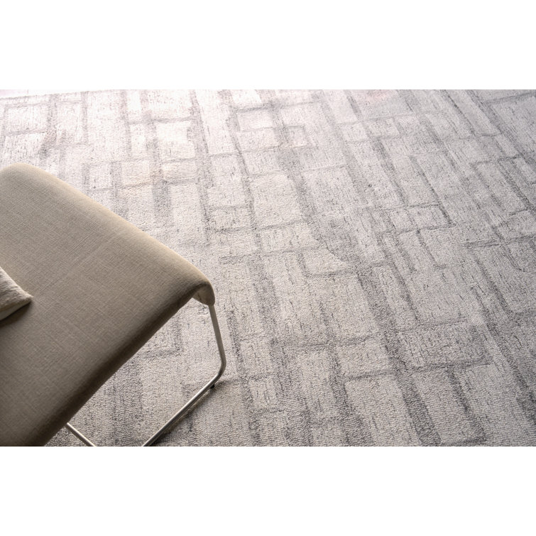Ivory and Gray Hand-Tufted Wool 10' x 14' Geometric Rug