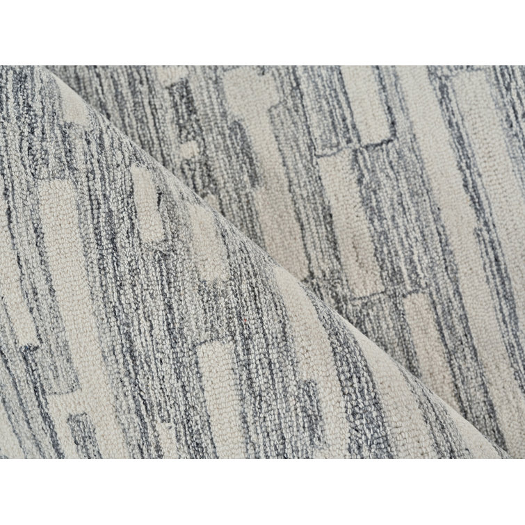 Gray and Ivory Hand-Tufted Wool Rectangular Rug 10' x 14'