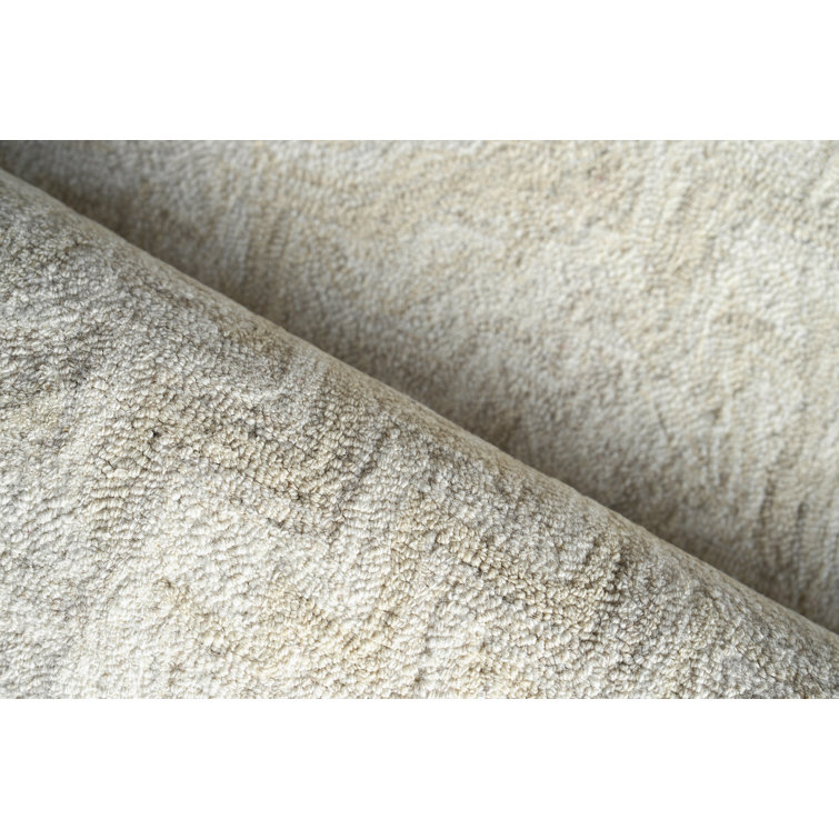 Beige Hand-Tufted Wool 8' x 10' Rectangular Area Rug
