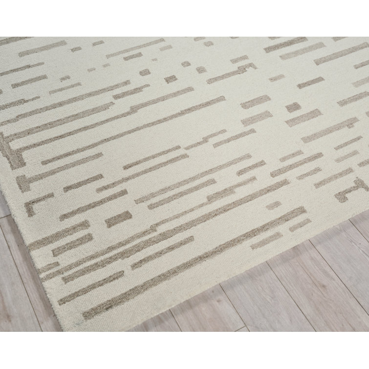 Ivory and Beige Hand-Tufted Wool 10' x 14' Rug