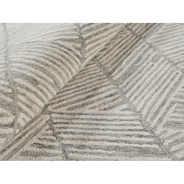 Ivory and Silver Hand-Tufted Wool Rectangular Area Rug