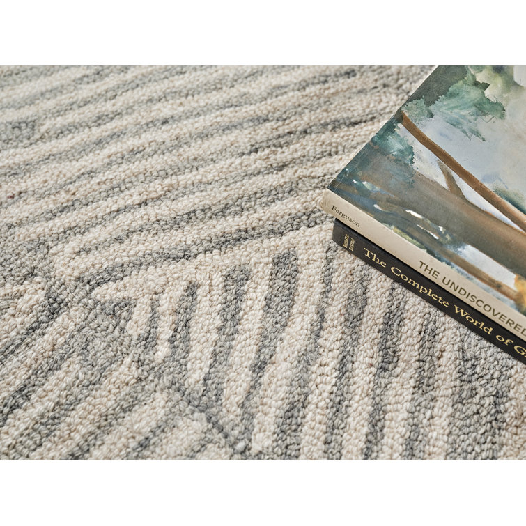 Ivory and Silver Hand-Tufted Wool Rectangular Area Rug