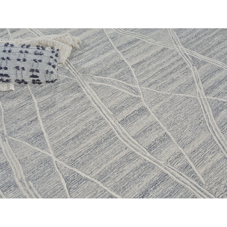 Ivory and Gray Hand-Tufted Wool Rectangular Rug 5' x 8'