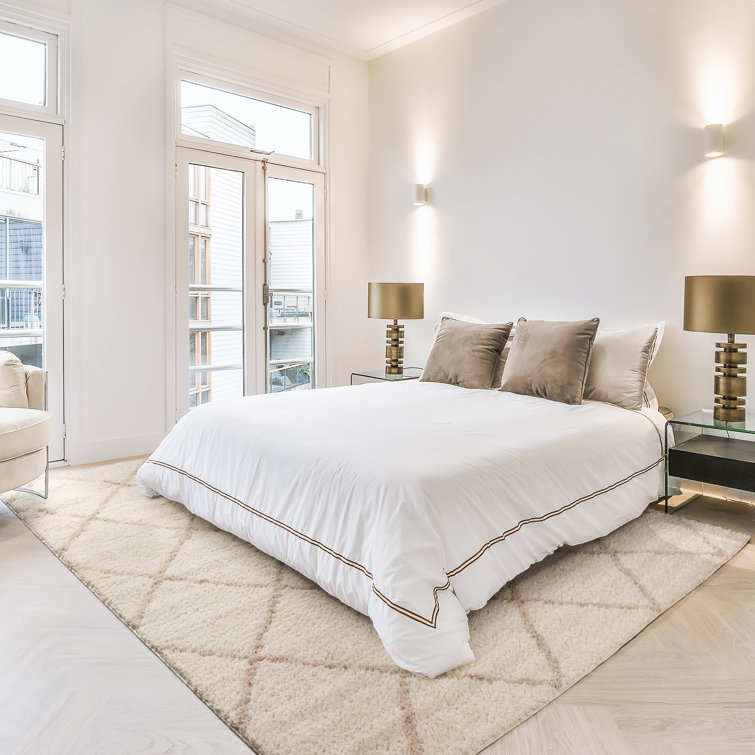 Ivory Diamond Pattern Tufted Shag Runner Rug