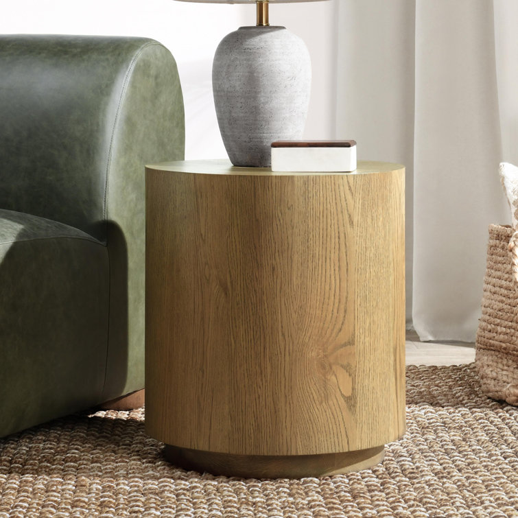 Layne 20" Light Brown Oak Veneer Round End Table