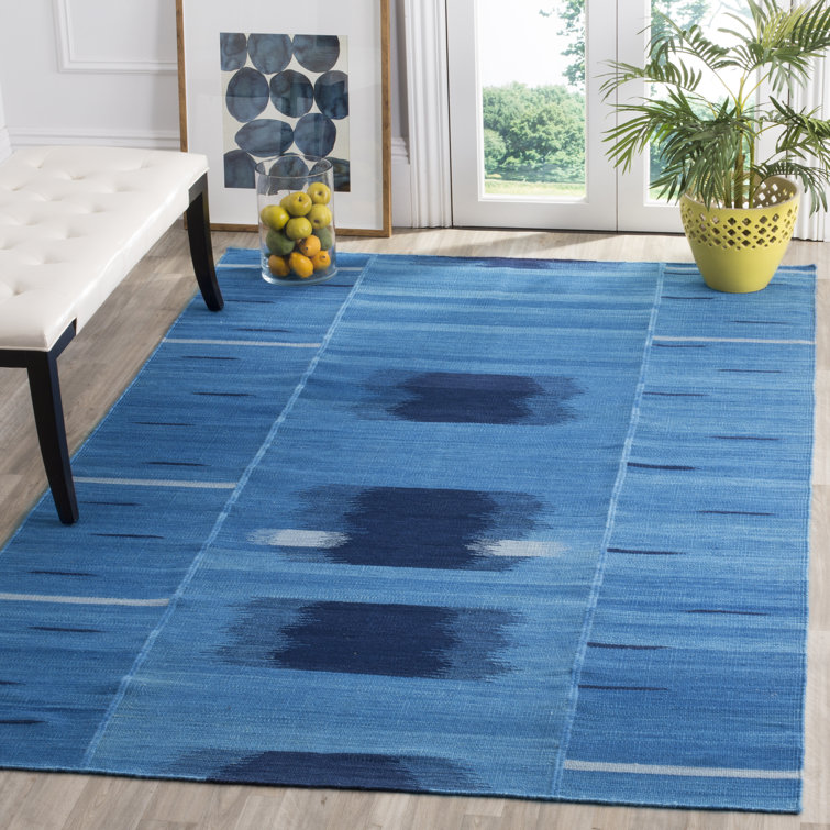 Kinloch 4' x 6' Blue Wool Handmade Flat Weave Rug