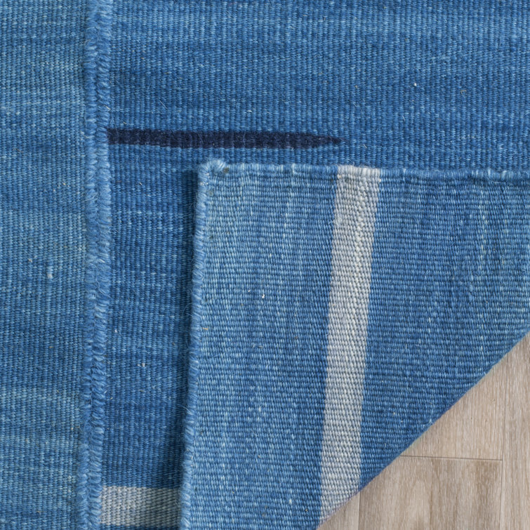 Kinloch 4' x 6' Blue Wool Handmade Flat Weave Rug