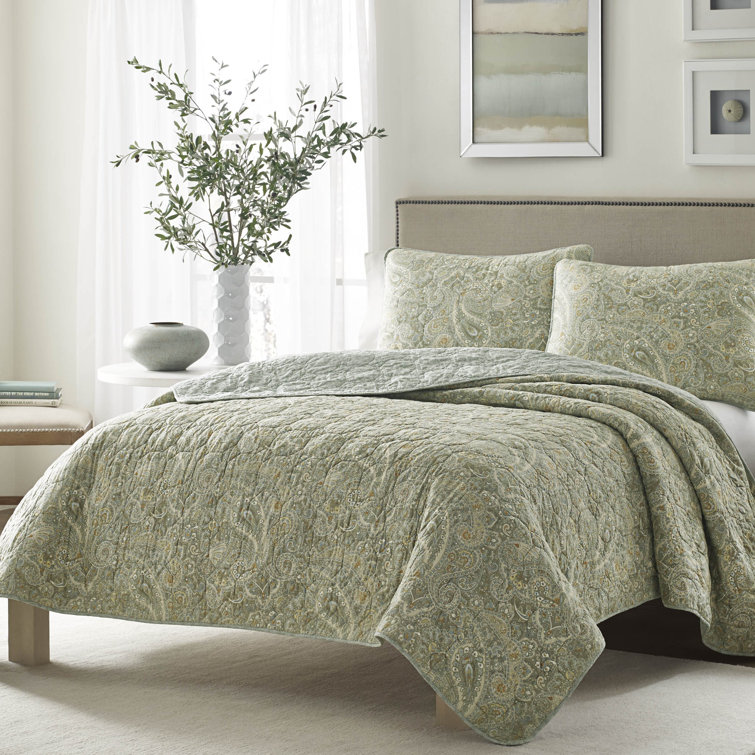 Emilia Sage Green Cotton Reversible Full Quilt Set