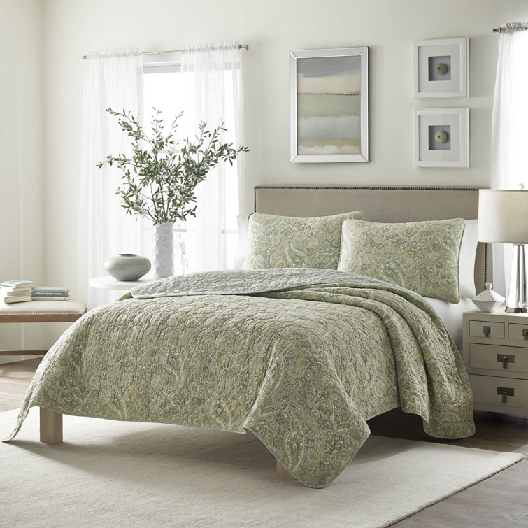 Emilia Sage Green Cotton Reversible Full Quilt Set