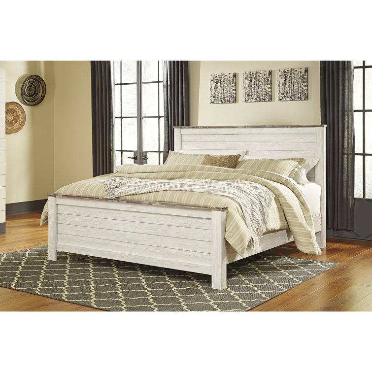 Willowton Whitewashed Wood California King Panel Bed
