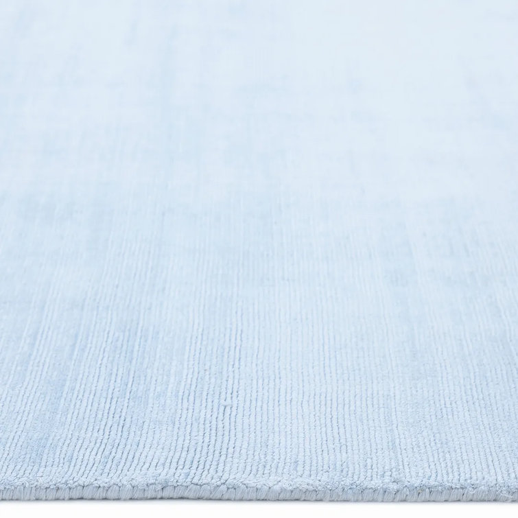 Elegant Hand-Loomed Viscose 8'x10' Light Blue Area Rug
