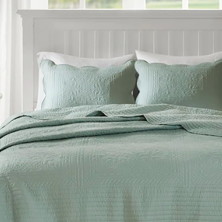 Seafoam Green Microfiber Reversible Full/Queen Quilt Set