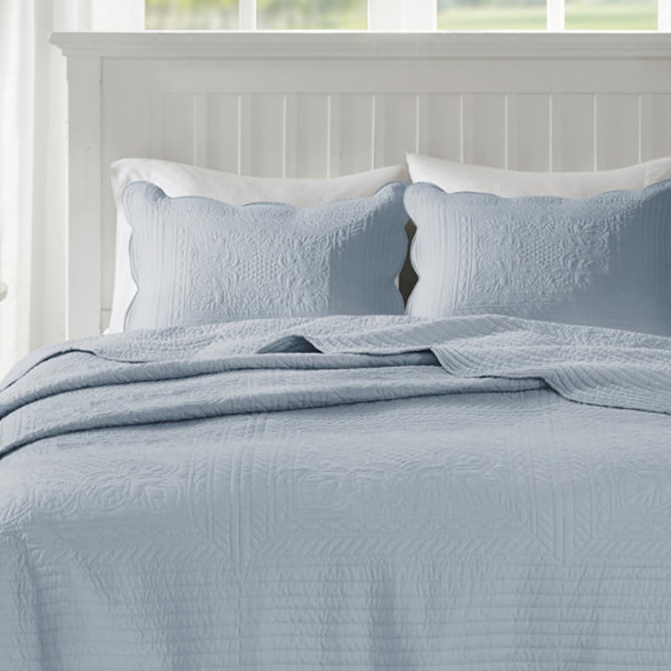 Blue Full Microfiber Reversible Scalloped Edge Quilt Set