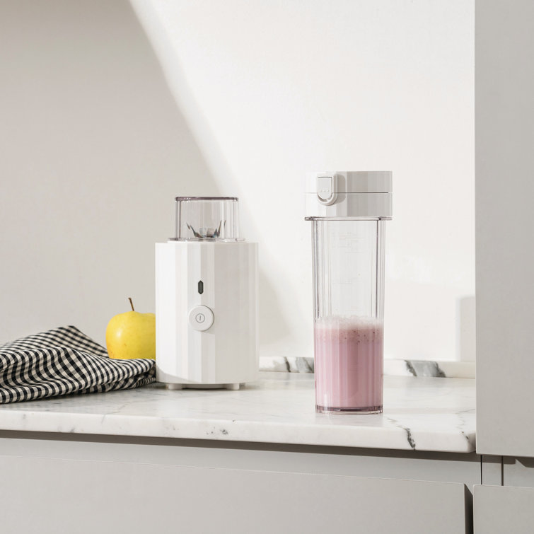 Black 20-oz Personal Countertop Blender with Lid
