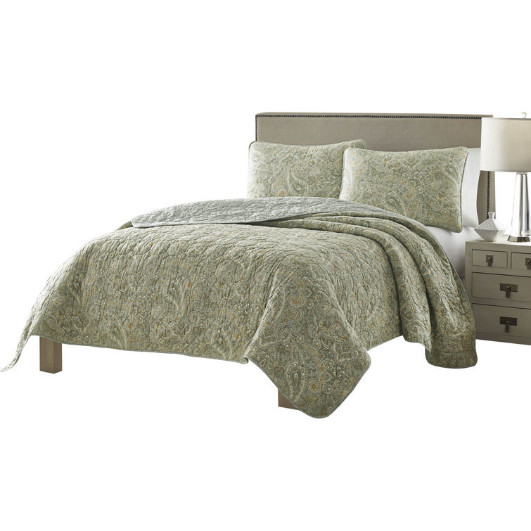 Emilia Sage Green Cotton Reversible Full Quilt Set