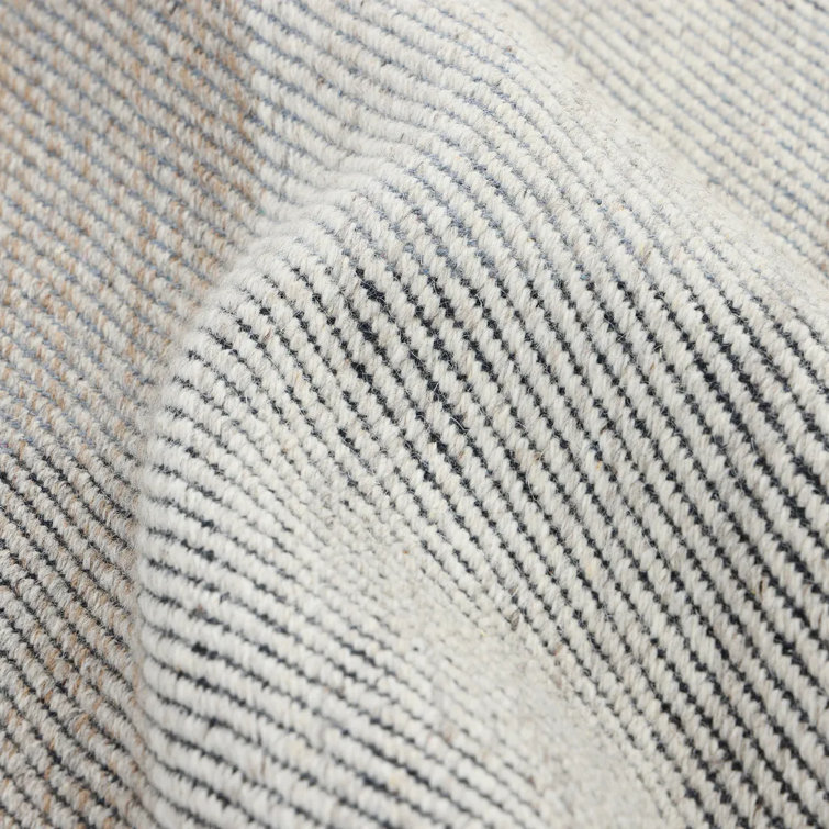 Elysian Gray 8' x 10' Handwoven Wool Blend Easy-Care Rug