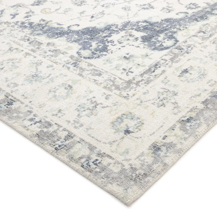 Ivory Floral Motif 8' x 10' Hand-Knotted Wool-Viscose Rug