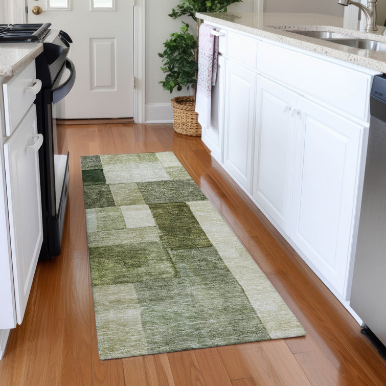 Addison Red and Sage Synthetic Washable Indoor/Outdoor Rug 2'3" x 7'6"