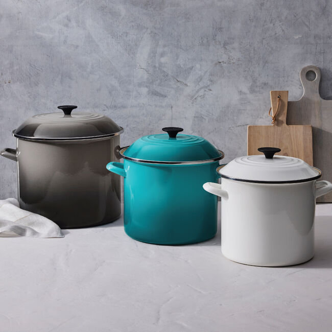 Caribbean Blue Enamel Steel 10 Quart Stockpot with Lid