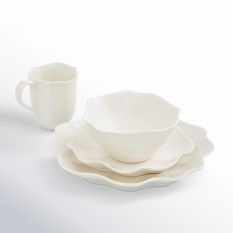 Creamy White Porcelain 4-Piece Dinnerware Set