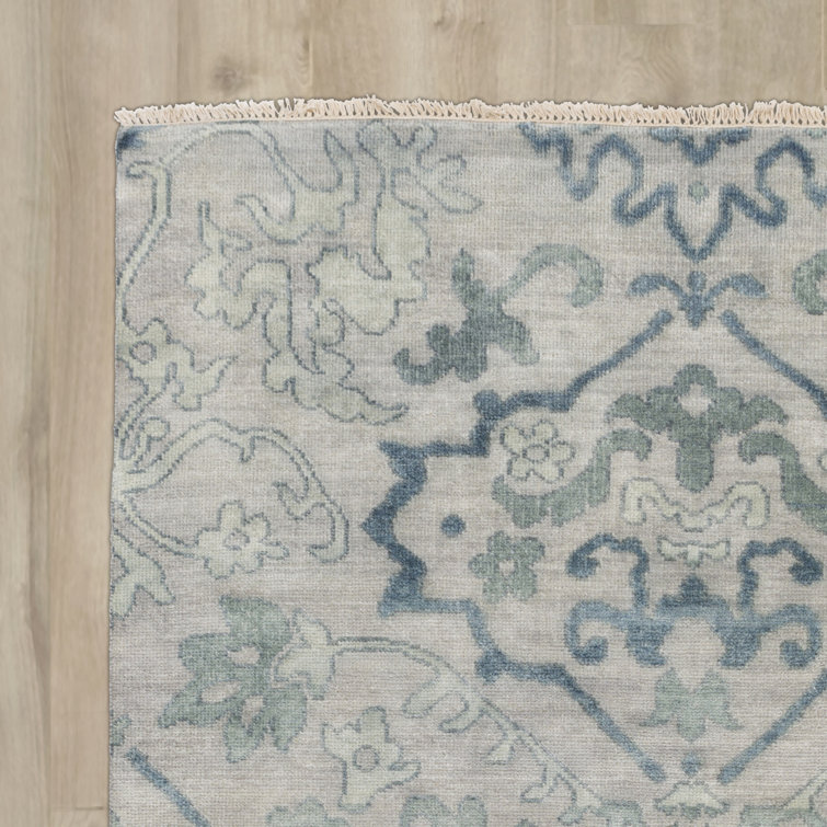 Blue Wool Hand-Knotted Floral 6' x 9' Area Rug