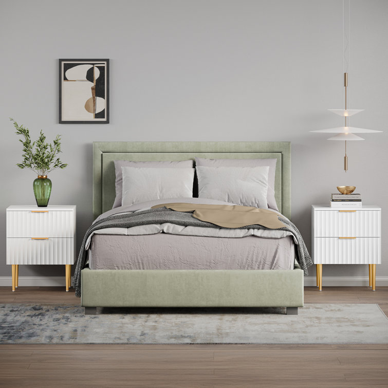 White and Gold Fluted 2-Drawer Nightstand Set
