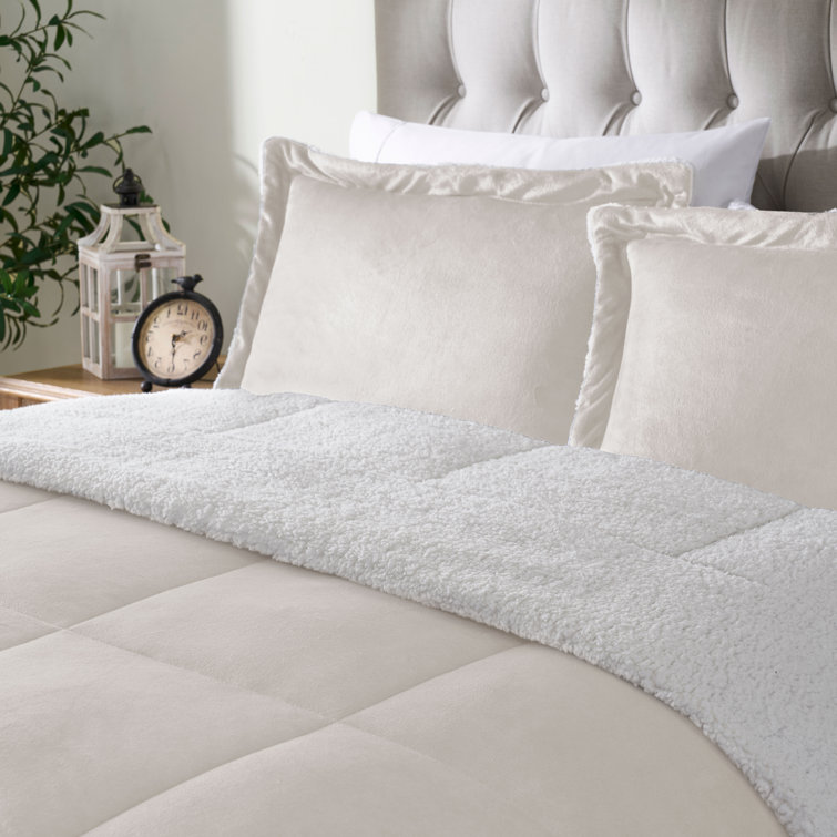 Ivory Queen Reversible Faux Fur Comforter Set