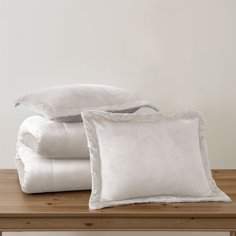 Ivory Queen Reversible Faux Fur Comforter Set