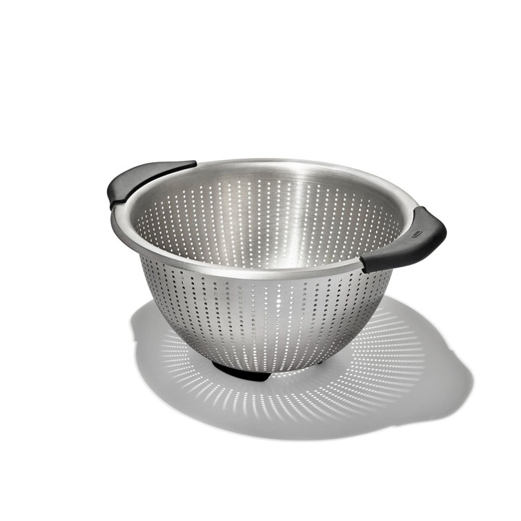 OXO 5 Quart Stainless Steel Colander with Soft-Grip Handles