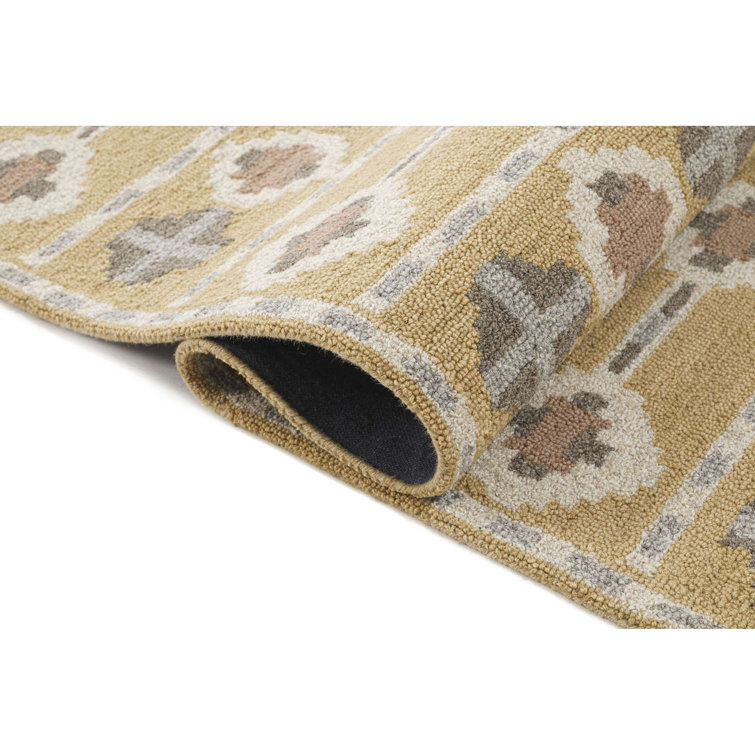 Hand-Tufted Beige and Gray Wool Rectangular Rug 5' x 8'