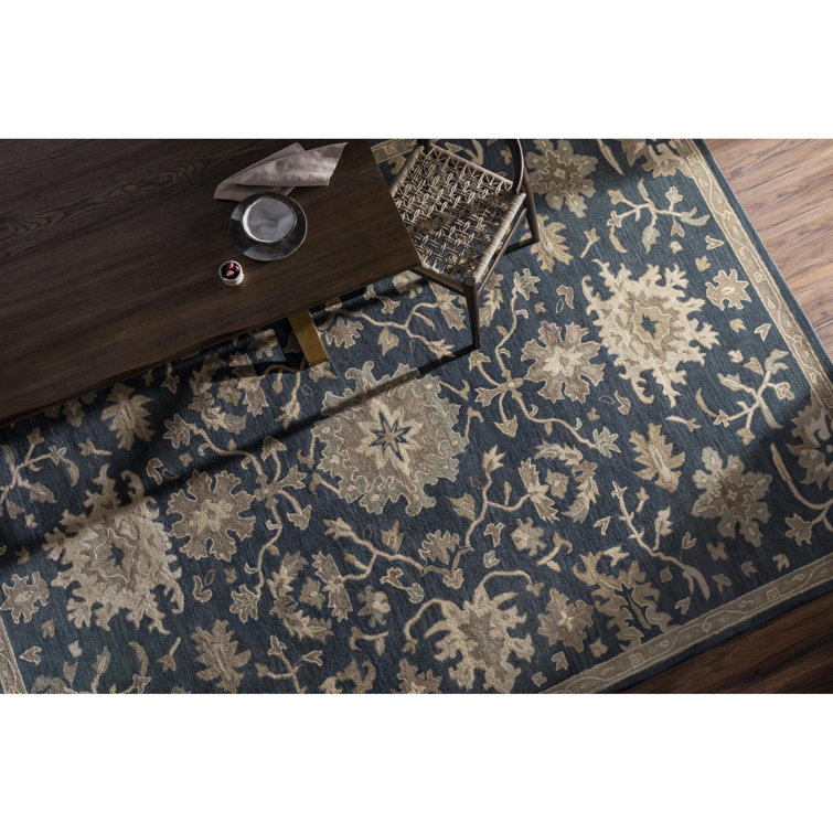 Arden Hand Tufted Wool Navy and Beige Floral Rug
