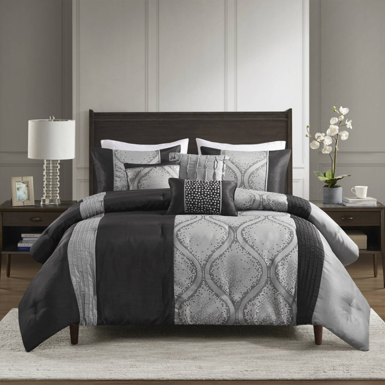 King Black and Silver Microfiber Jacquard Comforter Set