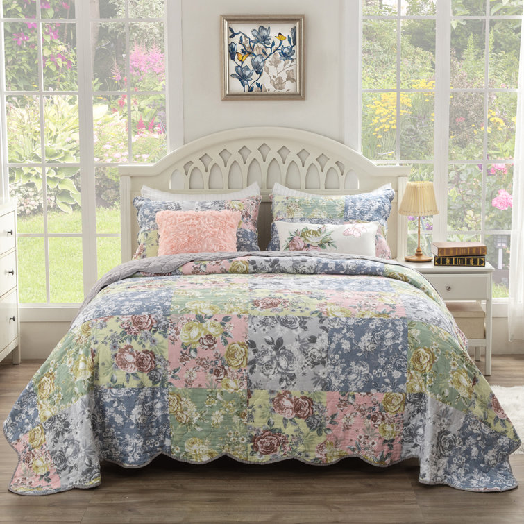 Gray Floral Patchwork Cotton Full Quilt Set