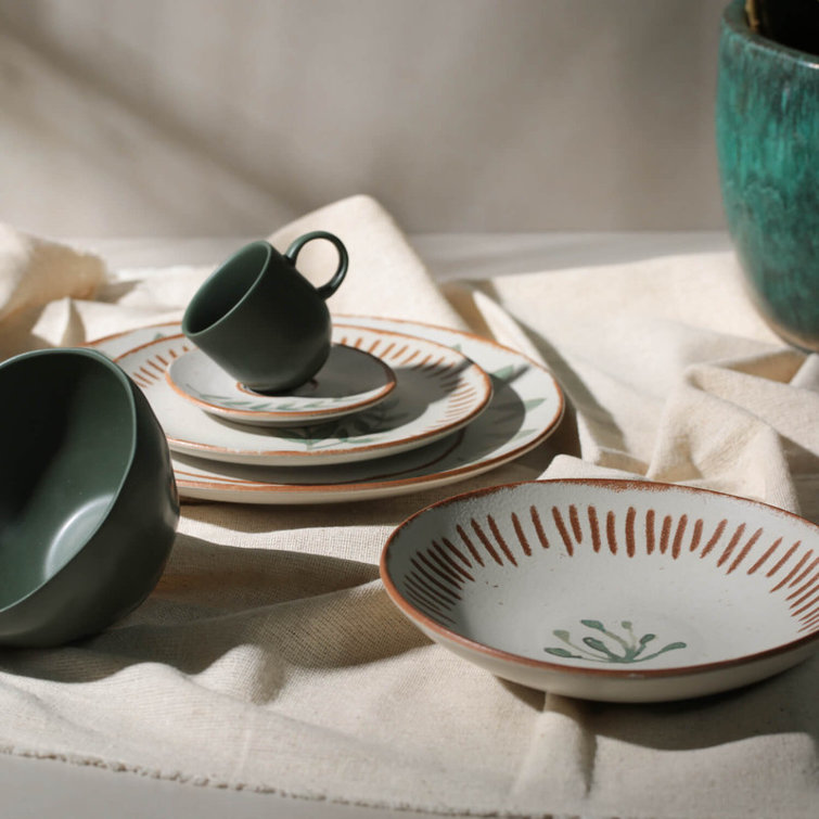 Ivory Handcrafted Porcelain Dessert Plates with Leaf Design, Set of 6