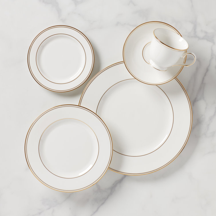 White and Gold Porcelain 5-Piece Formal Place Setting