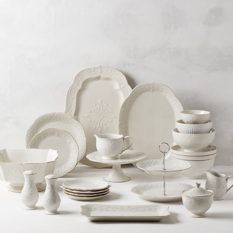 Elegant White Ceramic Pedestal Cake Stand with Floral Motif