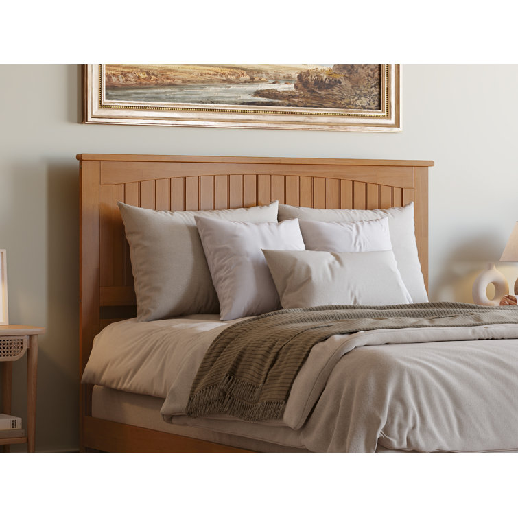 Nantucket Light Toffee Queen Solid Wood Platform Bed with Headboard