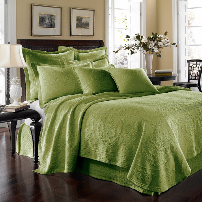 Charleston Classic Gray King Cotton Reversible Coverlet