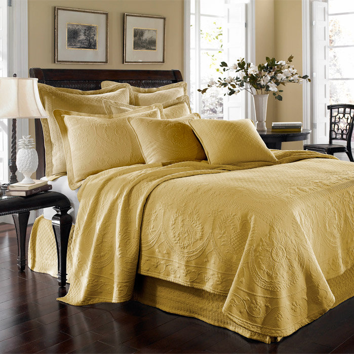 Charleston Classic Gray King Cotton Reversible Coverlet